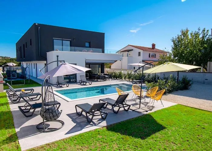 Villa Elite 1 & 2 With Two Pools *