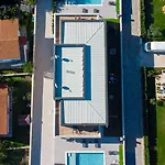Villa Elite 1 & 2 With Two Heated Pools - By Istrabook *