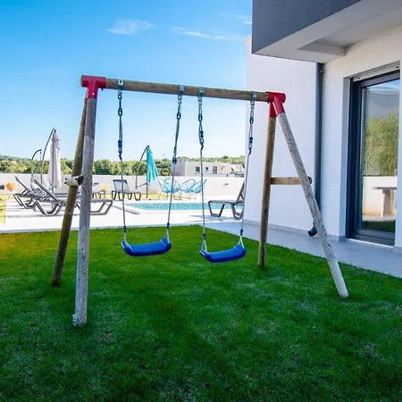 Villa Elite 1 & 2 With Two Pools Pula