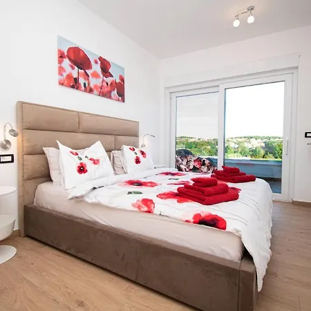 Villa Elite 1 & 2 With Two Pools Villa Pula