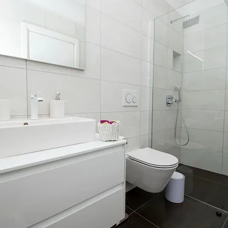 Villa Elite 1 & 2 With Two Pools Pula